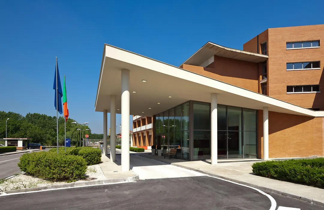 Inn Naples Airport-1